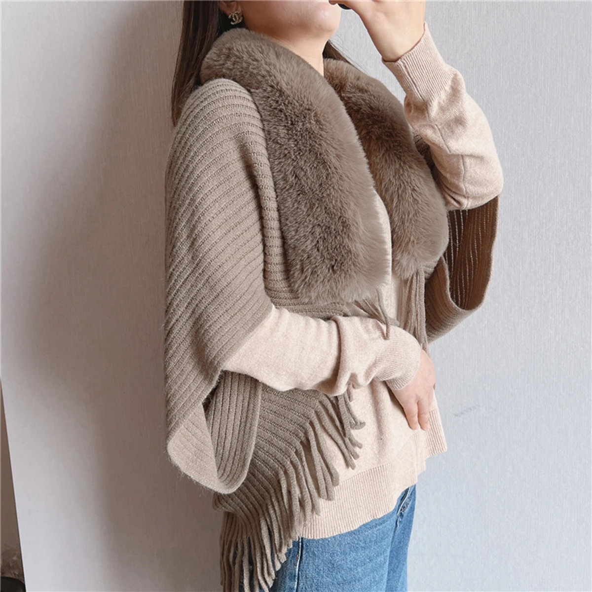 Женская Вязаная Шаль с меховым воротником однотонный теплый шарф кисточками 90 х90