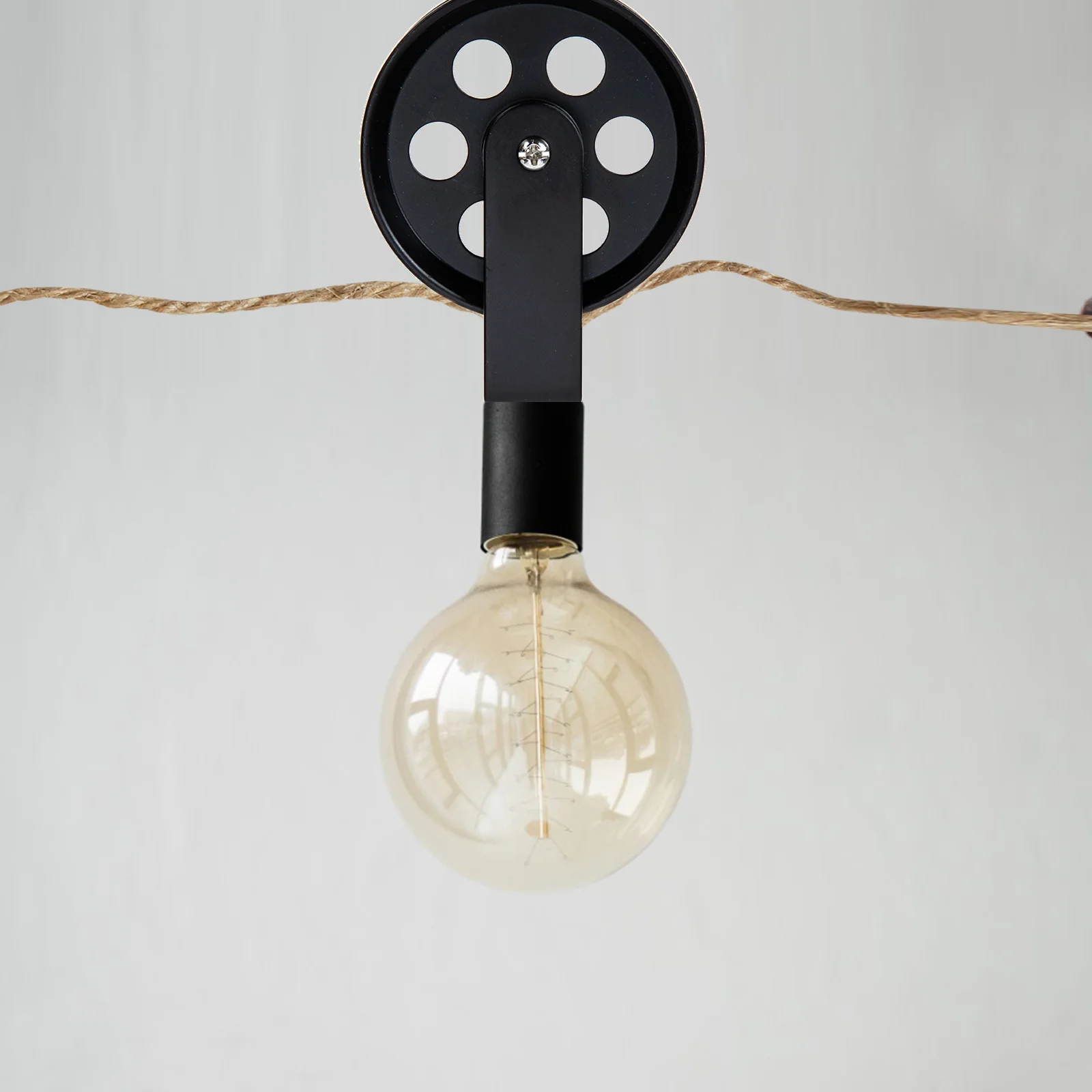 

Lighting Accessories Metal Outdoor Decor Iron Wheel Wall Lamp Vintage Black Pulley Pendant Clothesline Lamps for ceiling