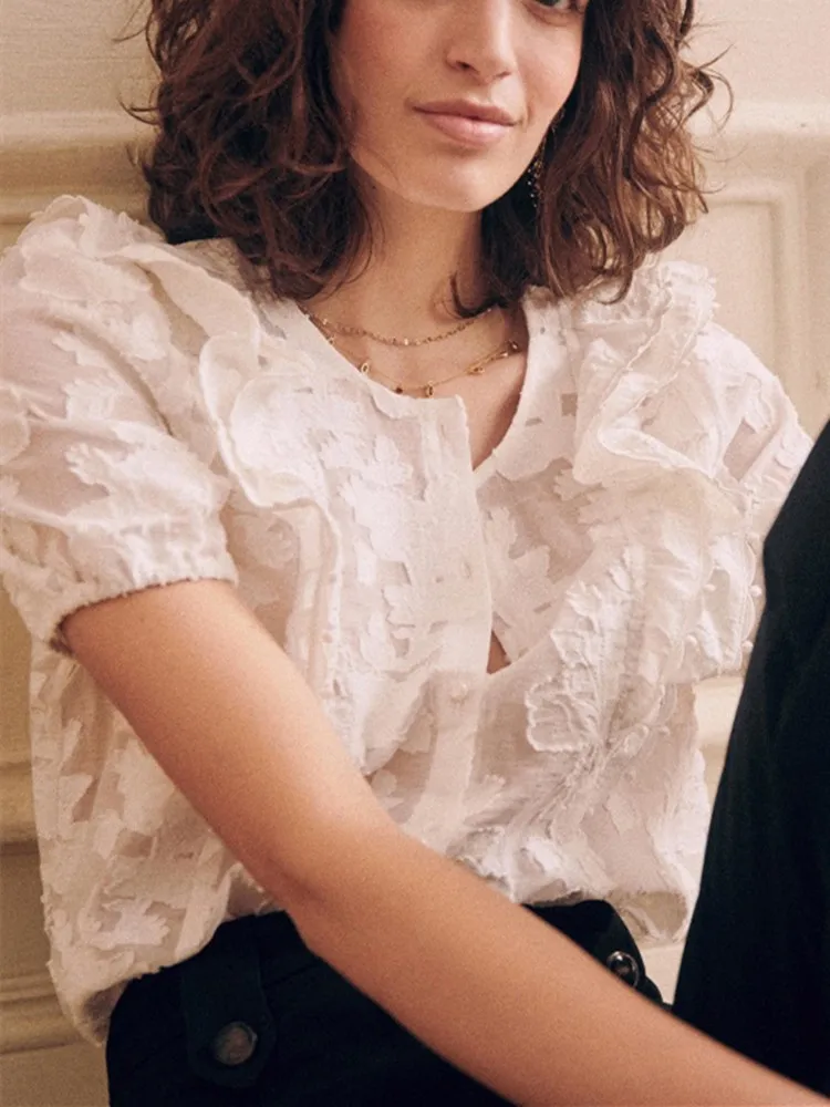 

Women's Jacquard Lace Short Sleeve White Blouse O-neck Single Breasted Temperament Ruffle Female Shirt tops 2022 Summer new