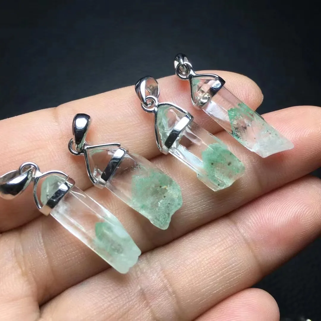 

1 шт. Fengbaowu натуральный зеленый кристалл-фантом кварцевый с фуксит, подвеска в виде столбика, Серебряный Восстанавливающий камень рейки