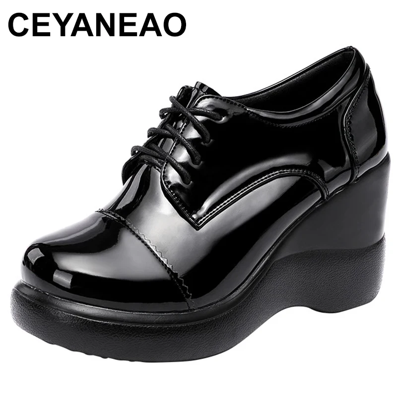 

Женская обувь на платформе и танкетке размера плюс 32-43, женская обувь из лакированной кожи, коллекция осень-зима 2023, обувь на высоком каблуке, женская обувь с мехом