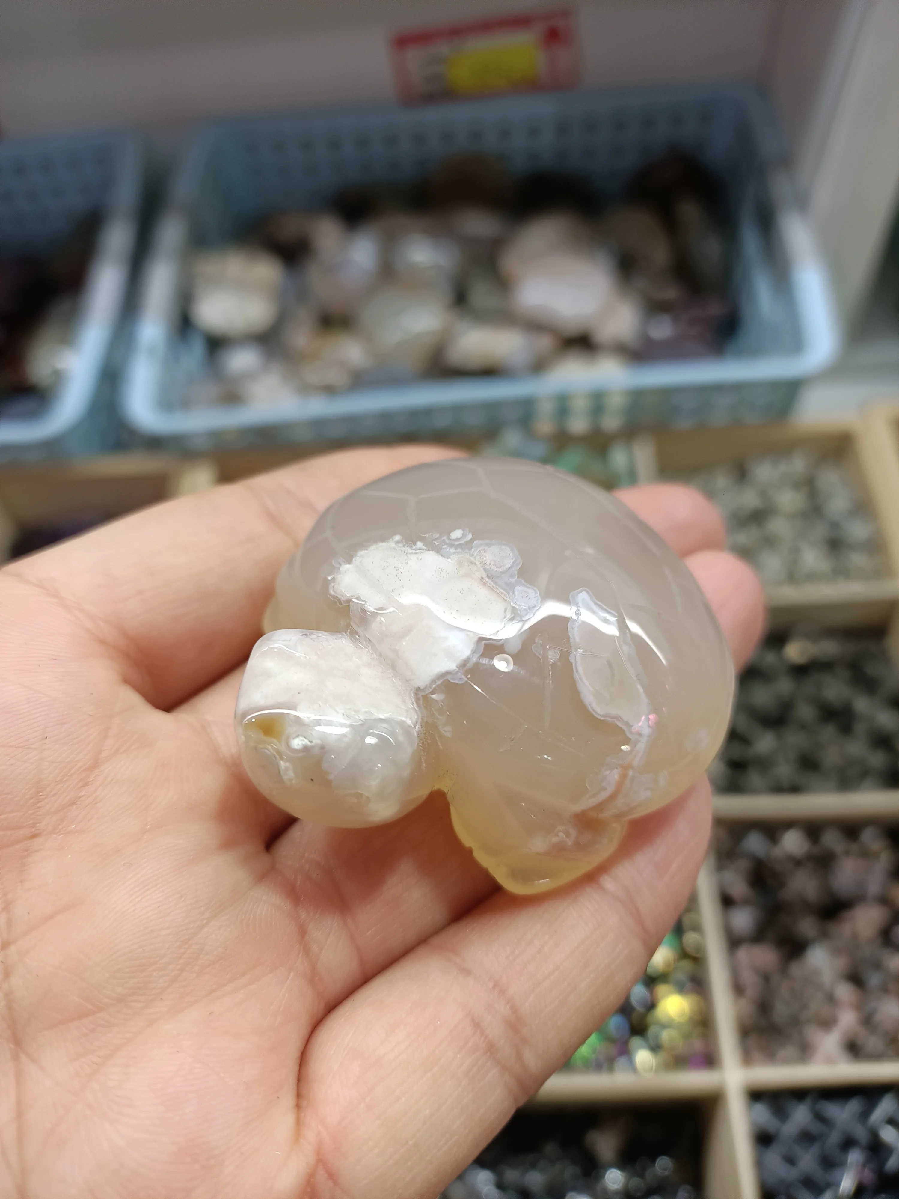 

1Pc Natural Cherry Blossom Stone Flower Sakura Agate Turtle Tortoise Handmade Carved Animal Crystal Craft Home Decoration Gift