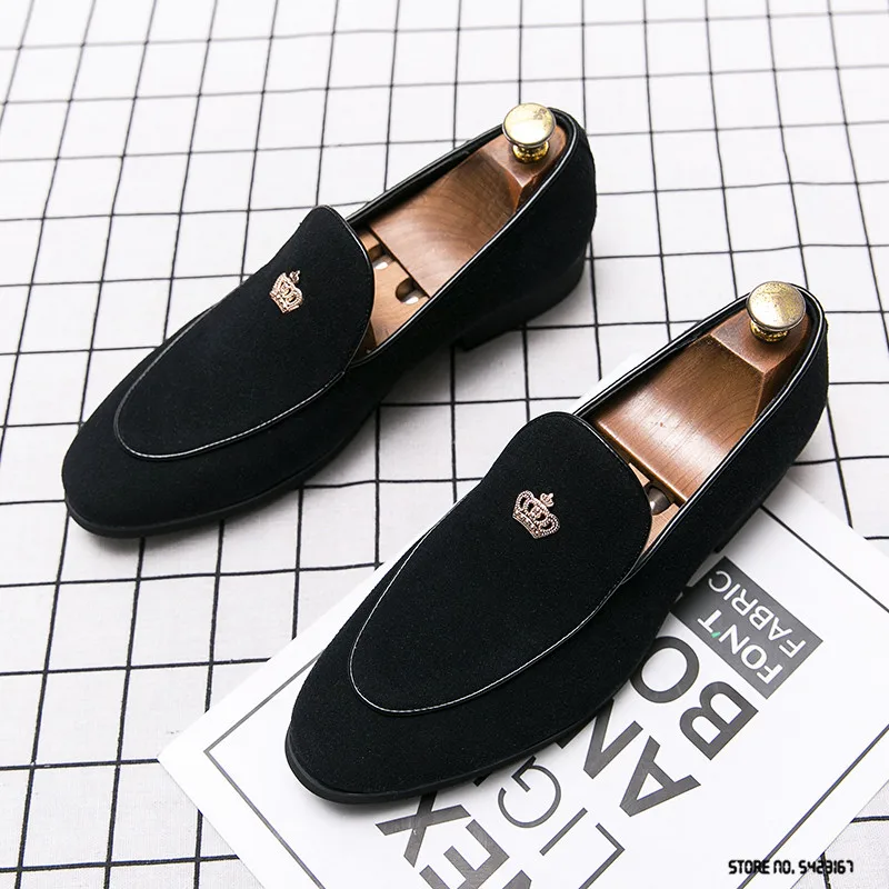 Luxury Designer New Pointed Suede Metal Crown Oxford Shoes For Mens Formal Wedding Prom Dress Homecoming Sapatos Tenis Masculino |