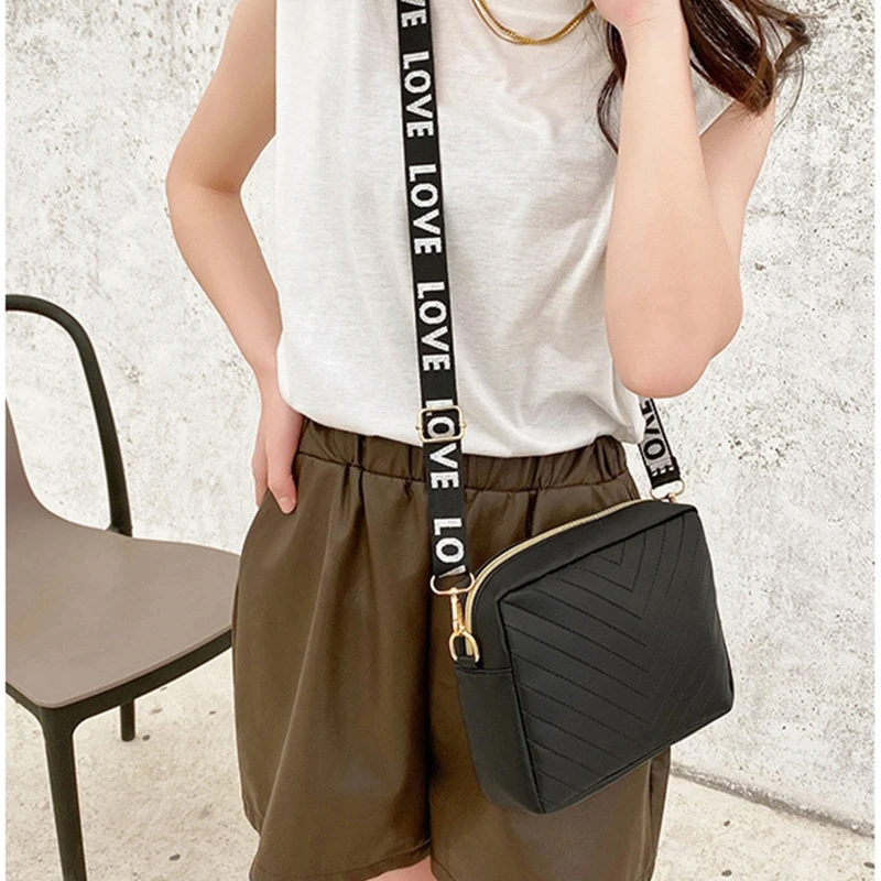 

M2EA Tassel Small Messenger Bags for Women Trend Lingge Embroidery Female Shoulder Bags Hand Bag with Zipper Closure