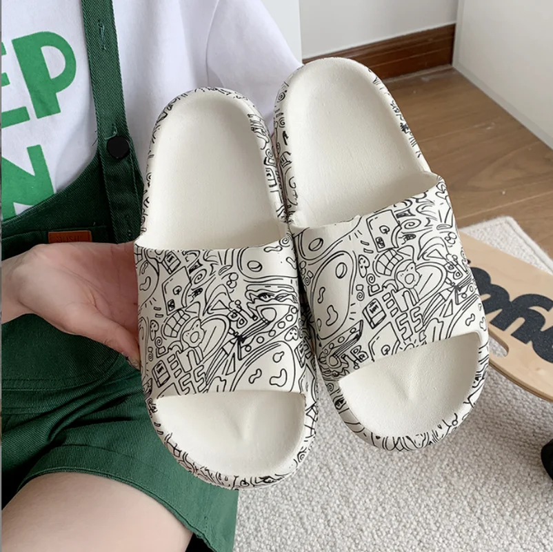 

Cute Cow Slippers Female Summer Home Indoor Slippers Slides Non-Slip Bathroom Slippers Outdoor Beach Sandals Platform Comfy Shoe