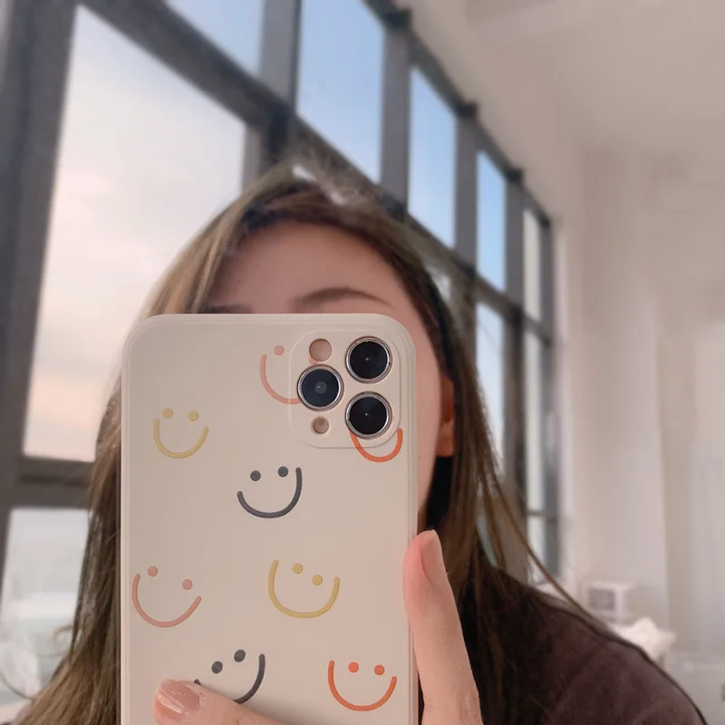 

Antique White Flat Smiling Face Phone Case For iphone 14 13 12 11 Pro Max X XR XSMAX 7 8 Plus SE TPU Case Cover new products