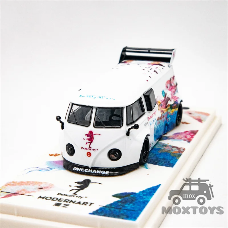 Литая под давлением модель автомобиля ModernArt x DOROTHY 1:64 T1 van / RWB 964 Limited 999