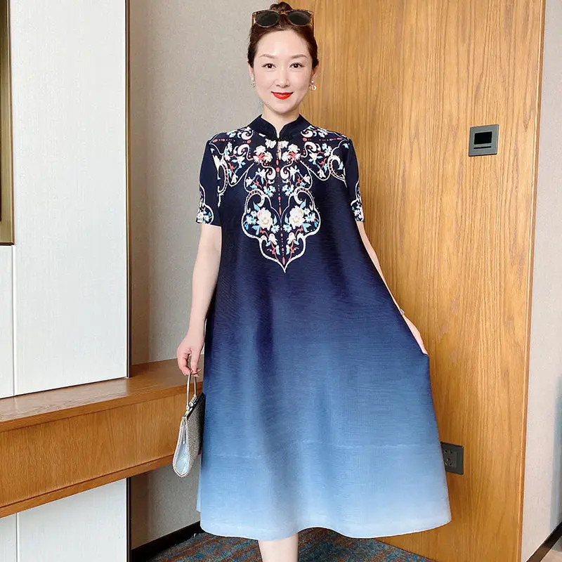 

Summer casual short -sleeved fold dress female 2022 new retro gradient printed loose short sleeve o neck dress clothing tops