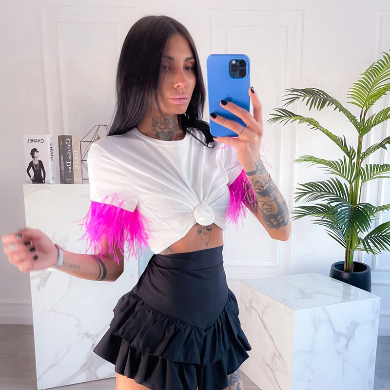 

2022 Summer New Fashion Cuff Feather Adornment Shortsleeved Temperament Commuting Jacket Loose Tshirt Woman