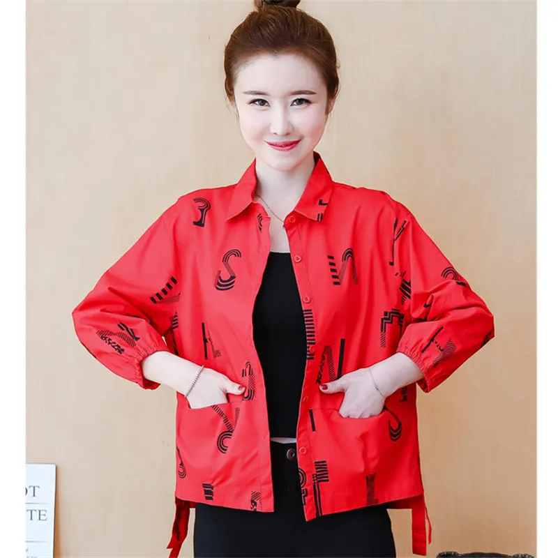 

Letter Printed Black Women's Jacket Thin 2022 Spring Autumn New Cardigan Korean Fashion Loose Leisure Short Ladies Red Coat 5XL