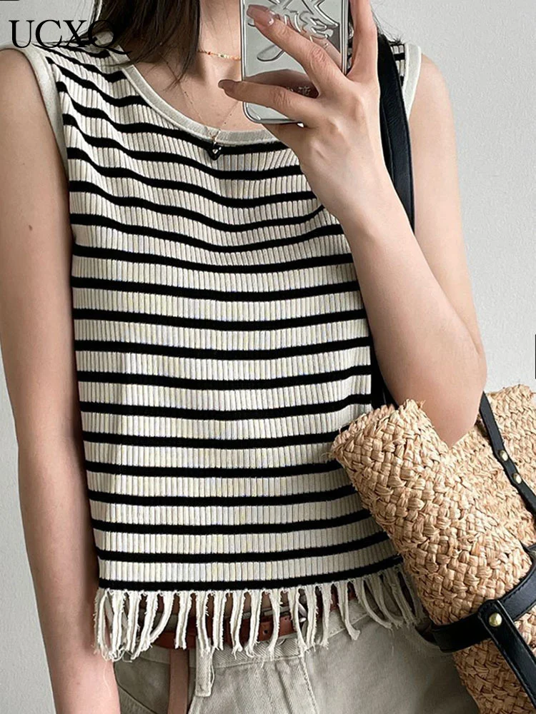

UCXQ Korea Chic Color Block Striped Tank Tops Summer 2023 New Leisure Loose O-neck Sleeveless Tassels Women Vests Tide 23A863