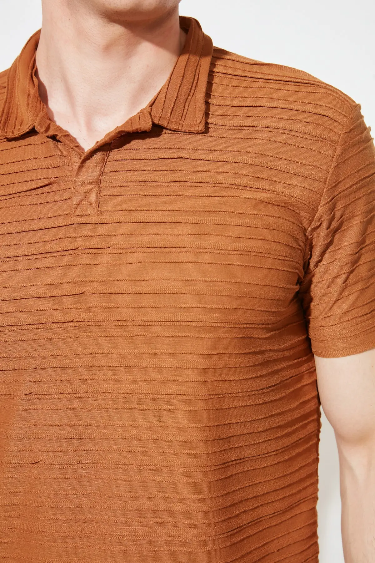 

Trendyol Men 'S Regular Fit Short Sleeve Polo Collar T-shirt TMNSS21PO0126