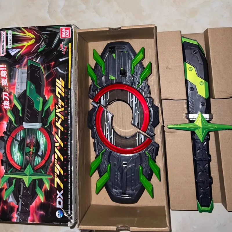 Фото В наличии: Коллекционная игрушка-аксессуар Bandai Premium DX Kamen Rider Tycoon Bujin Sword Buckle Shogun Form Geats, подарок №2