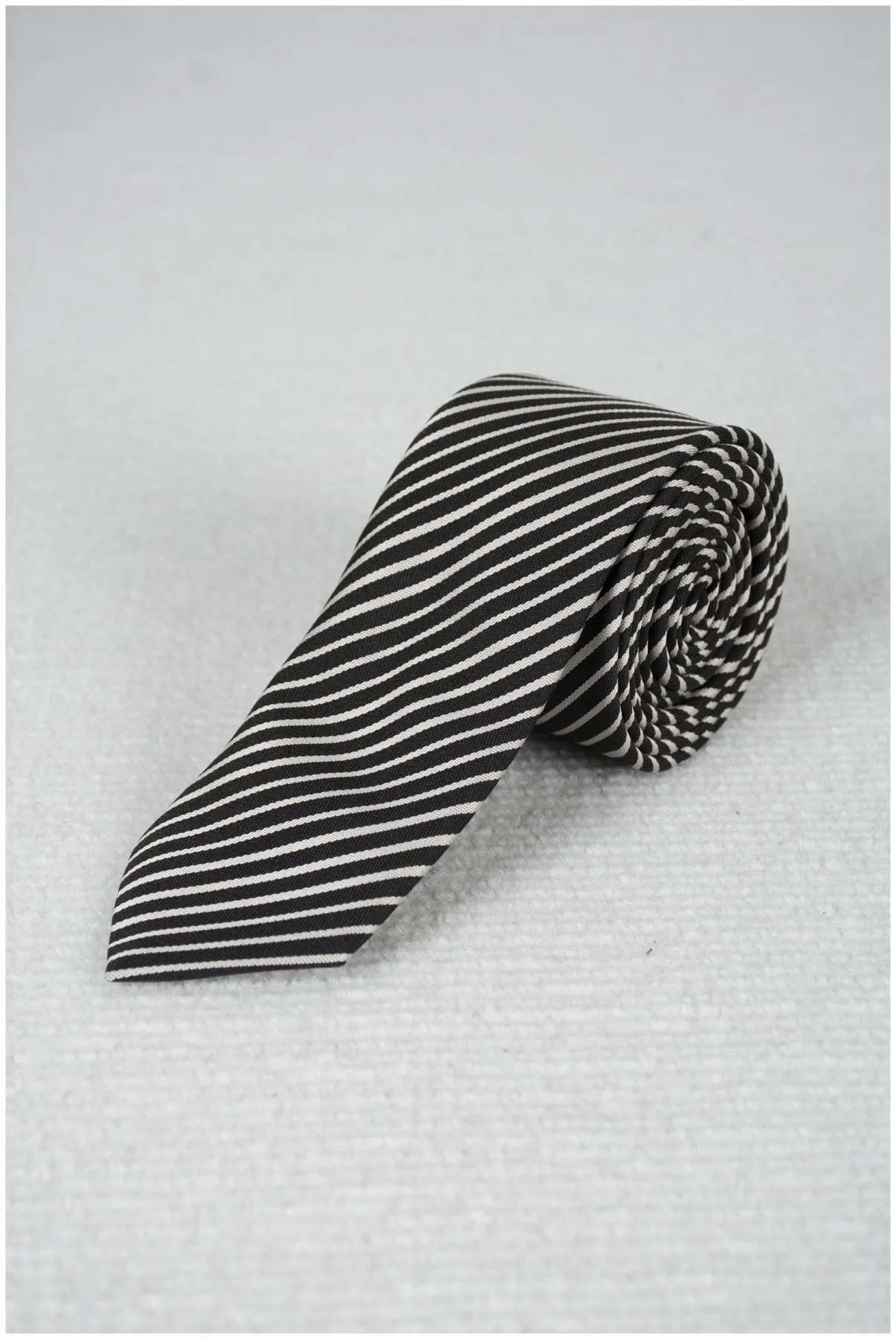 

DeepSEA slim striped mendileless tie 2001968
