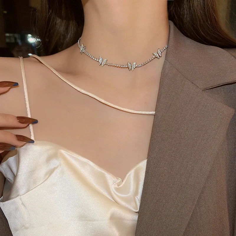 

2022 New Clavicle Chain Butterfly Necklace Female Net Celebrity Light Luxury Niche Necklace Full Diamond Temperament Clavicle