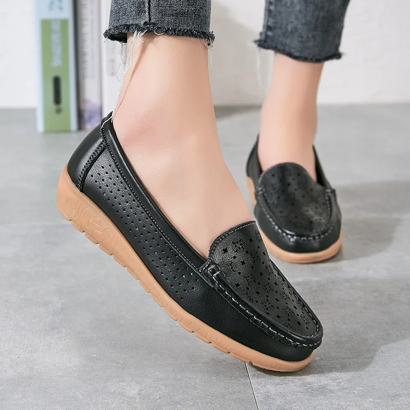 

2022 spring and summer new loafers nurse shoes casual hollow beanie shoes mother shoes oxford flat sole women's shoes