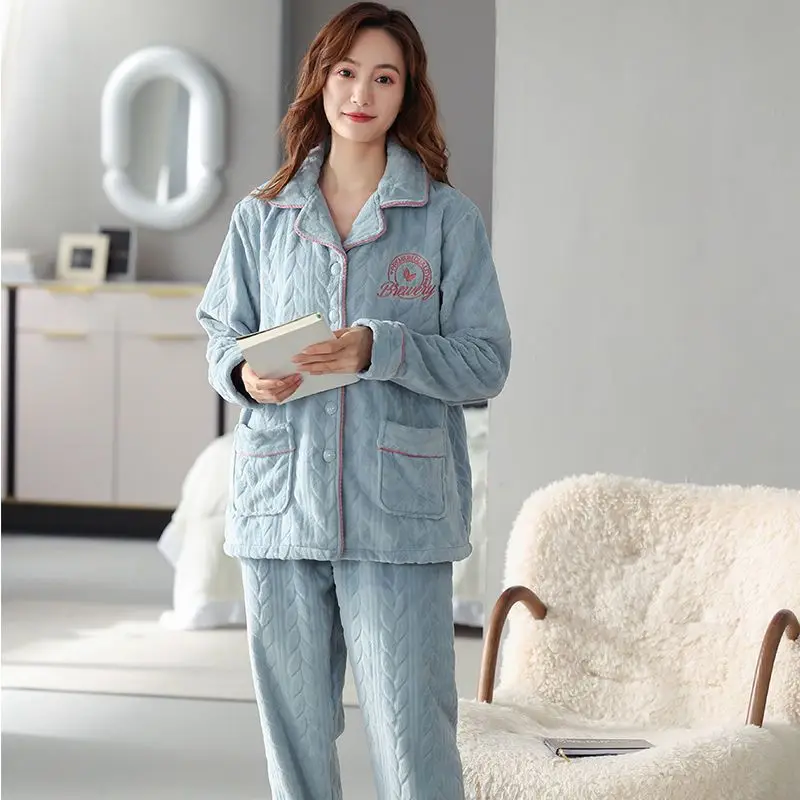 Рисунок 6 - Новинка 2023, женская одежда для сна на осень и зиму