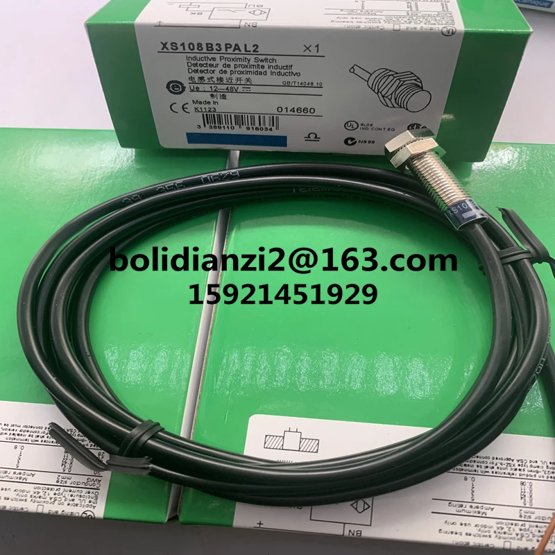 Датчик приближения XS108