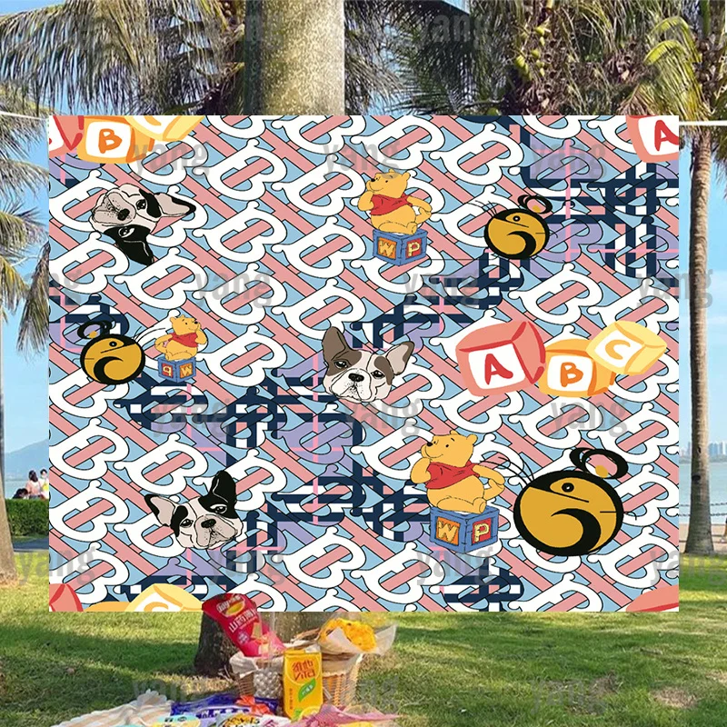 

Фон для фотосъемки с изображением мишки из мультфильма «тайгры»