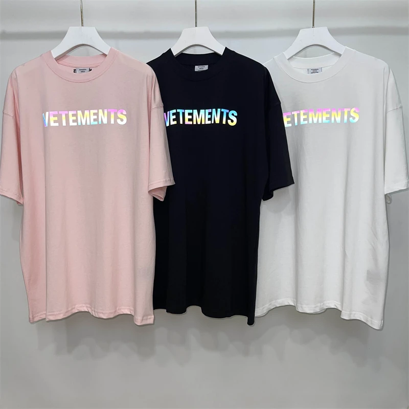 

New Reflective Vetements T-Shirt Men Women 1:1 High Quality Laser 3M Color Letter Printing Oversized T Shirt Tops TeeFor Men gym
