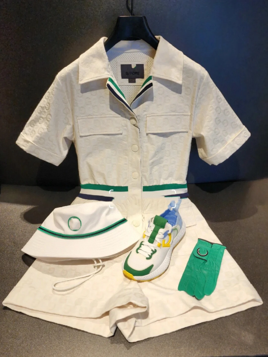 【 Hot Selling 】 23 Years of Golf Shoes Women's Rubber Shock Absorbing Fixing Studs Fashion Color Matching Versatile Trend Sports