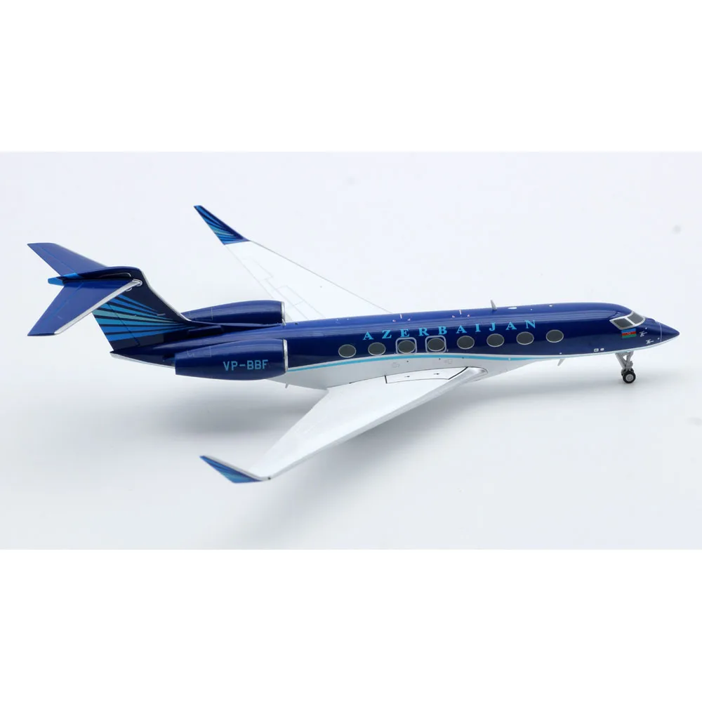 Коллекционный самолет из сплава LH2291 подарок JC Крылья 1:200 Азербайджан Gulfstream G650