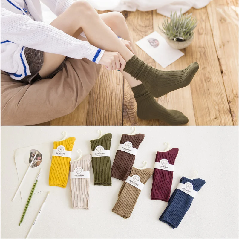 

1 Pair Simple Women's Cotton Loose Socks Autumn and Winter Knitted Colorful Multi-color Pink Student Girl Stockings Medium Socks