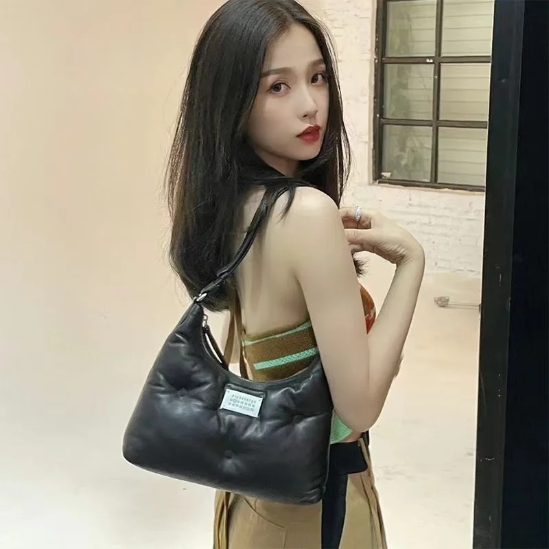 

Margiela Crossbody Bag Women's Luxury Brand MM6 Lambskin HOBO Cloud Bags One-Shoulder Armpit Cross Body Packet Fashion Commuter