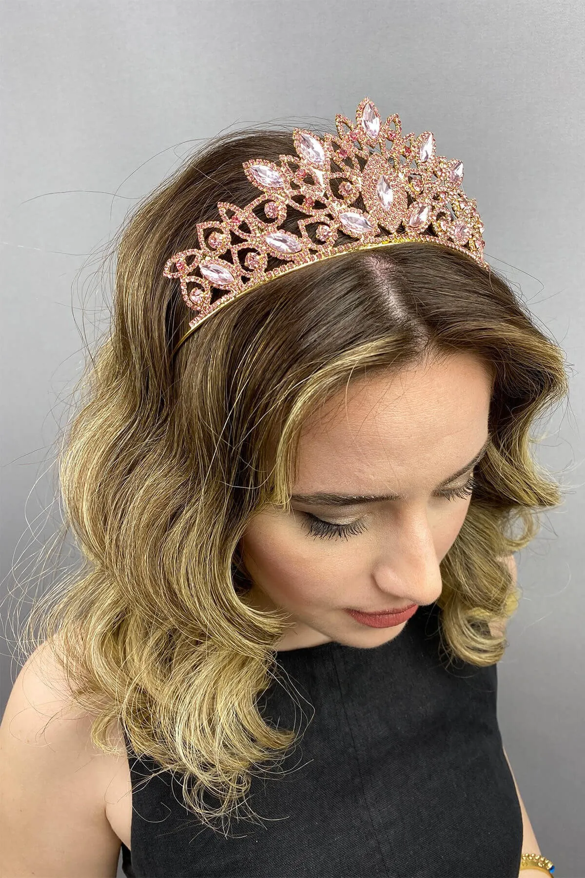 

Pink Color Bridal Henna Crown
