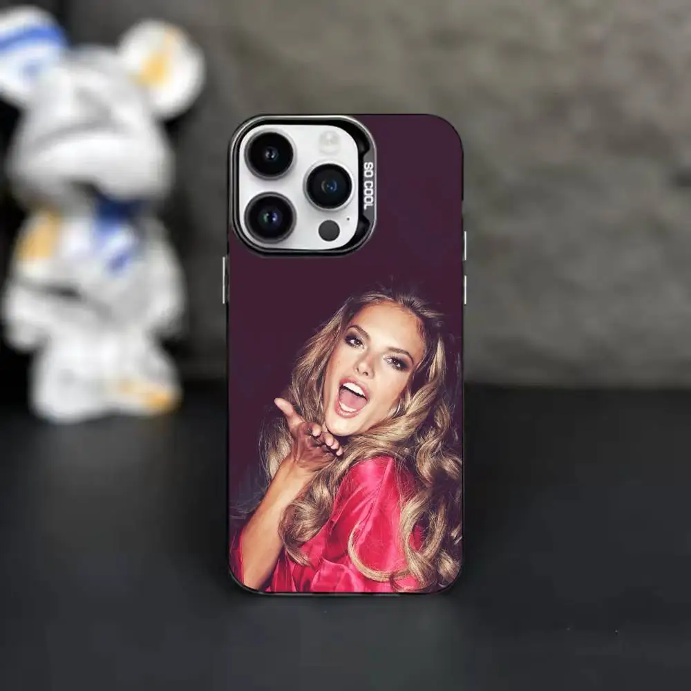 Чехол для телефона Supermode AA A-Alessandra Ambrosio для iPhone 17, 16, 15, 14, 11, 12, 13 Plus, Pro Max, XS, цветной серебристый (art.: 3920dc7ad3940) - 3920dc7ad3940