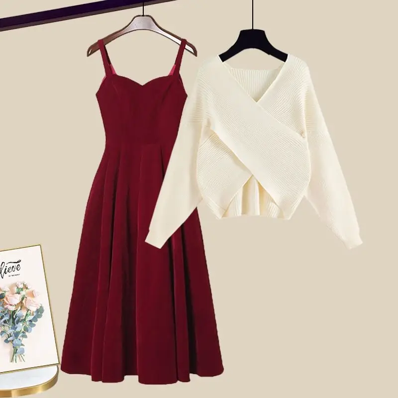 Рисунок 3 - Осенне-зимний женский комплект