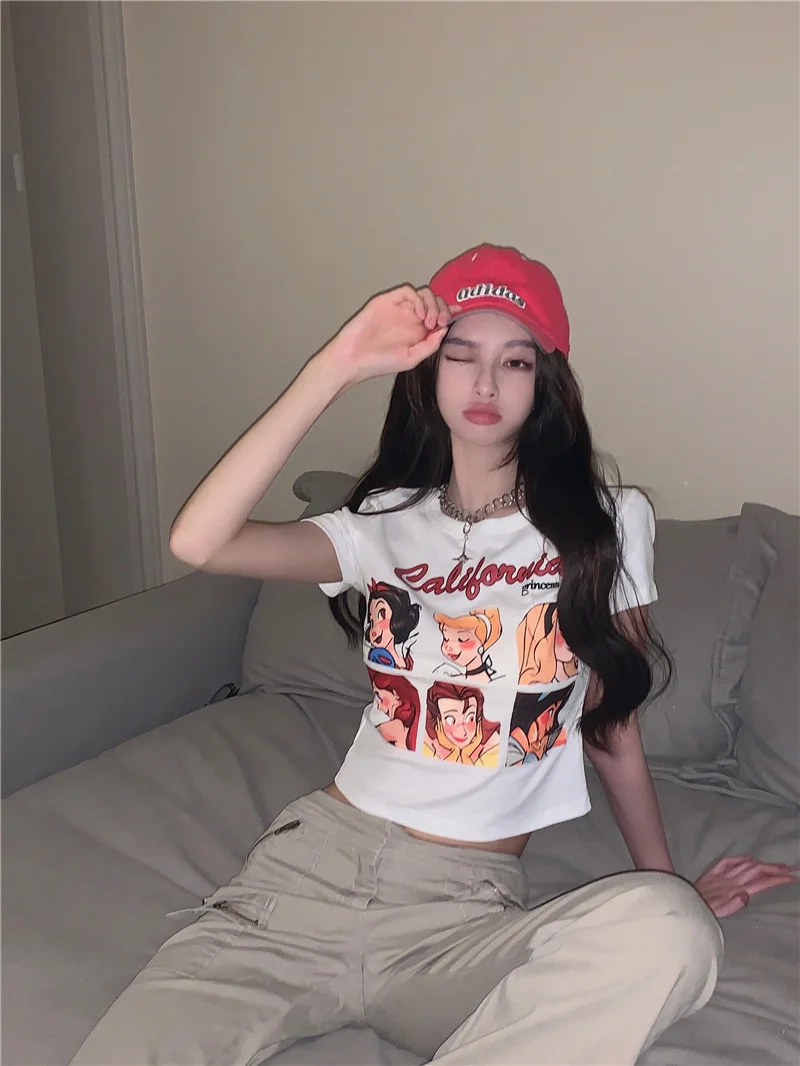 

Женская футболка с коротким рукавом и круглым вырезом, черная или белая приталенная футболка с мультяшным принтом, лето 2023