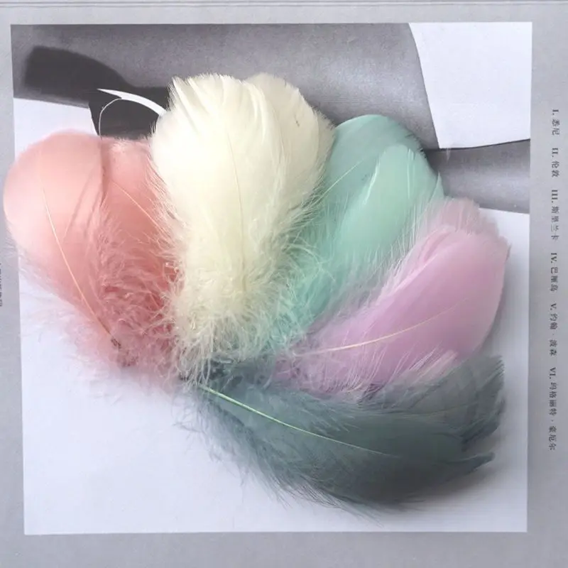 

50/100pcs Colored Big Goose Feather Middle Floating for Wedding Party Clothing DIY Craft Bulk Fluffy Plumes Accessories 8-12cm
