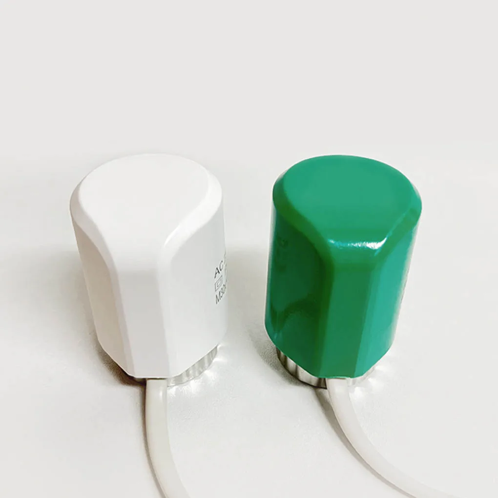 

Тепловой привод, система отопления, радиатор, открытые приводы, минималистичный