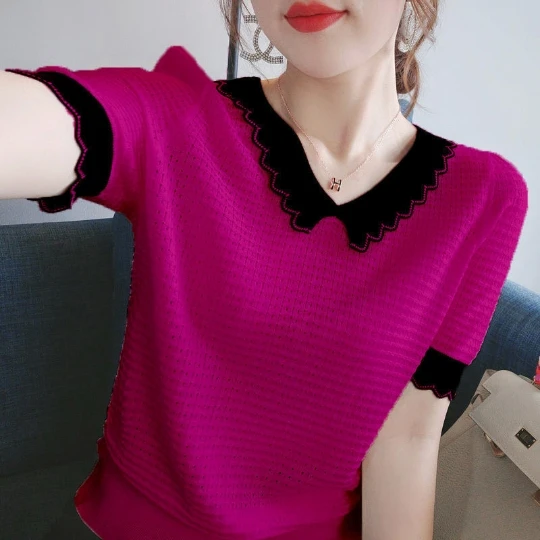 

Футболка женская трикотажная тонкая с высокой талией и открытым пупком