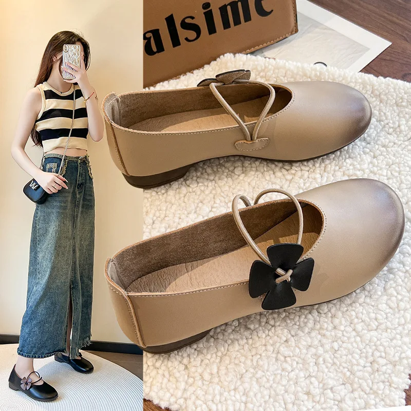 Мягкая подошва мягкая поверхность маленькие кожаные туфли для женщин осень 2024