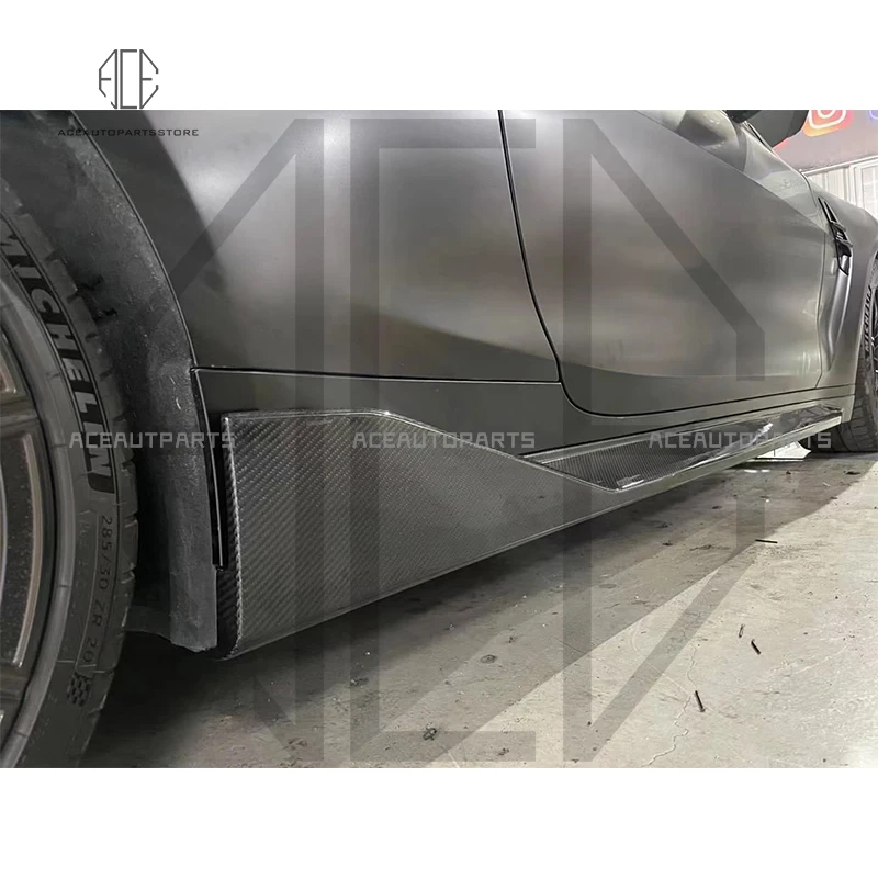 Фото Накладки на пороги из сухого карбона для BMW G80 G81 G82 G8, расширители боковых порогов в стиле M Performance, сплиттеры №5