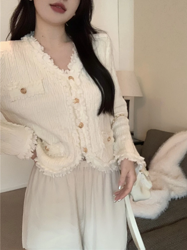 

2022 Winter Elegant Pure Color Cardigan Woman Long Seeve Casual Y2k Tops V-neck Korean Style Fashion Clothing Button Design Chic