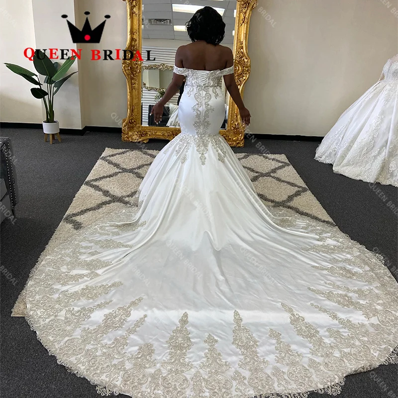 Рисунок 2 - Женское свадебное платье с юбкой годе