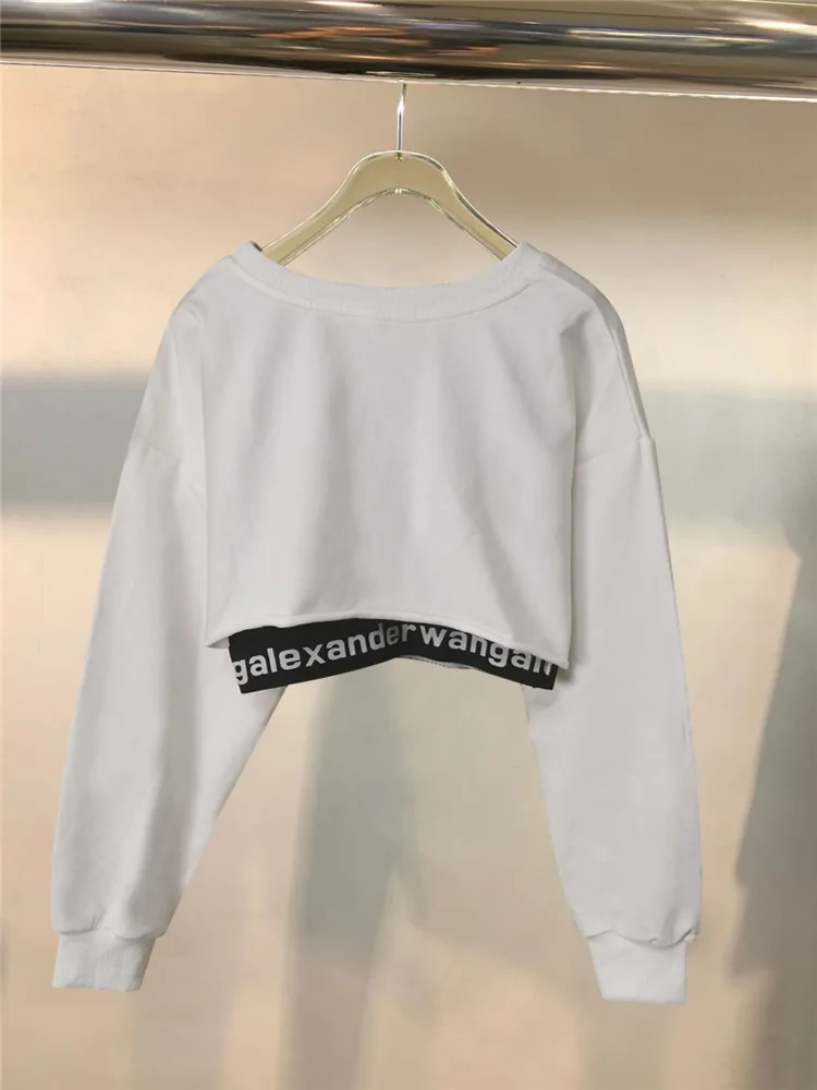 

21 Autumn Winter Fashion Round Neck Pullover Long Sleeve Short Sweater Two-piece Webbing Bottomed Vest Long Sleeve