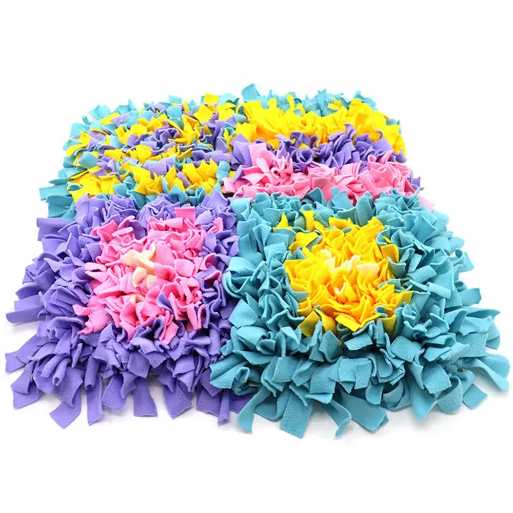 

Коврик для дрессировки собак, приспособление для медленного кормления