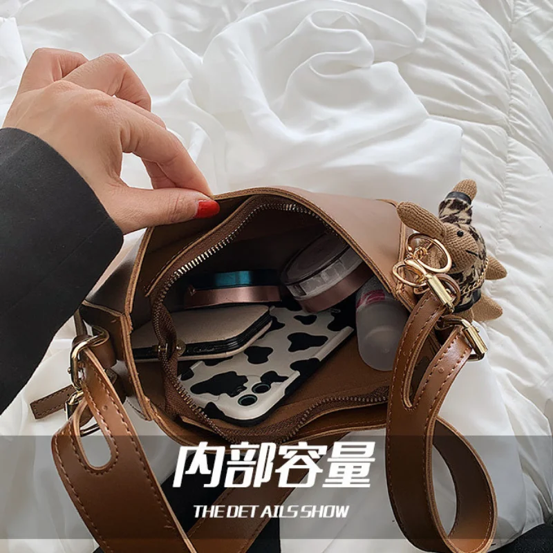 Women's Simple Solid Color One Shoulder Underarm Hand Bag bolsa Commuting Crossbody Hand Bags for Women Small Popular Tote сумка