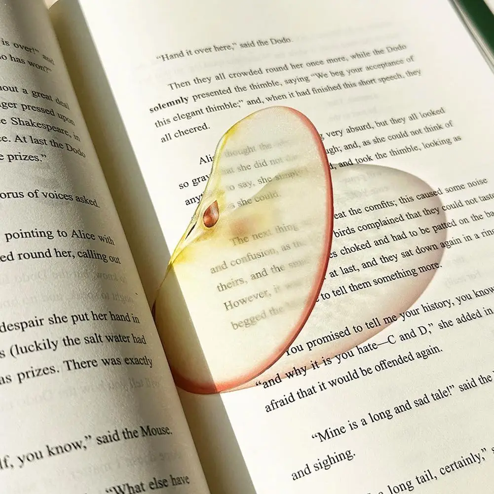 Фото Акриловая закладка в форме фрукта, прозрачная, для студентов, высококачественная, креативный подарок на день рождения для любителей книг №1