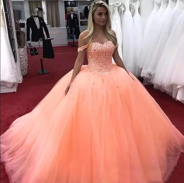 

Charming Beaded Crystals Ball Gowns Quinceanera Dress Off Shoulder Tulle Debutante Sixteen 15 Sweet 16 Dress Vestidos De 15 Ano