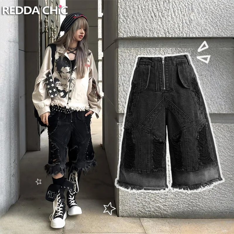 Фото Джинсовые шорты-бермуды REDDACHiC с эффектом потертости, женские, летние, с низкой талией, необработанным краем, свободного кроя, в стиле хип-хоп, гранж, уличная мода №1