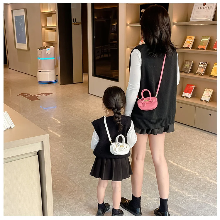 Girls Purse Kids Handbag Children Shoulder Mini Bag For Women Cute Corssbody Candy Tote Bag Kawaii Luxury Designer PU Leather