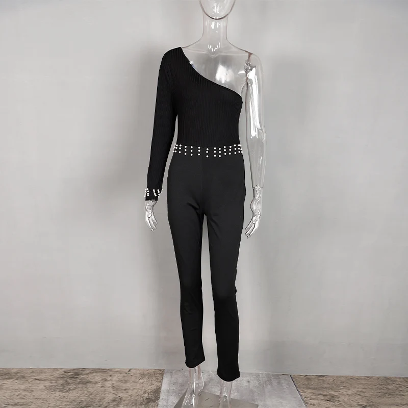 Женские прямые широкие брюки на одно плечо с длинным рукавом и открытой спиной |