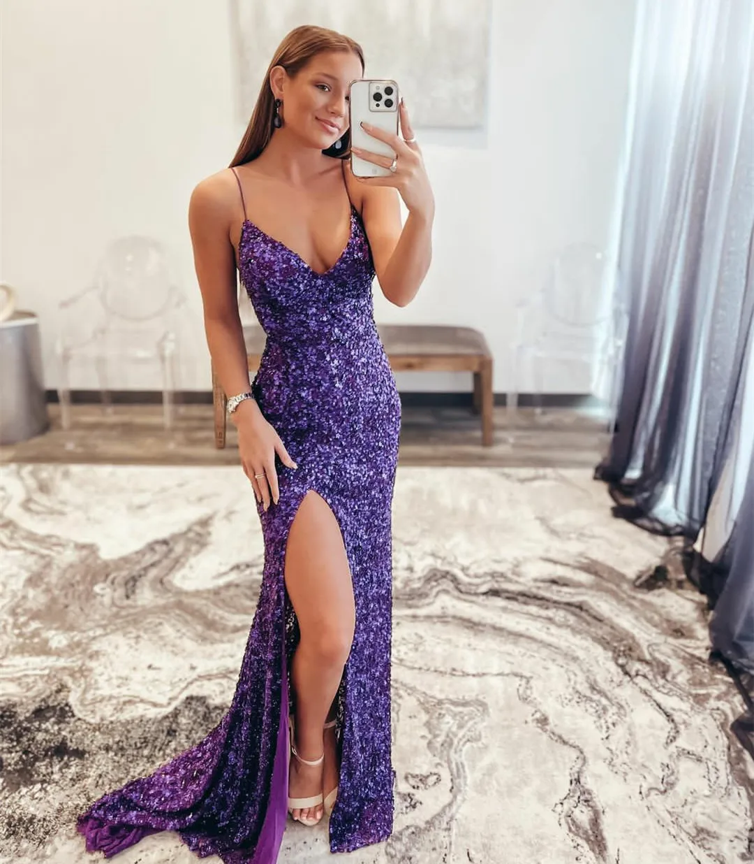 

Elegant Long Sequined Side Slit Evening Dresses Mermaid V-Neck Robes de soirée Criss Cross Back Formal Party Dresses for Women