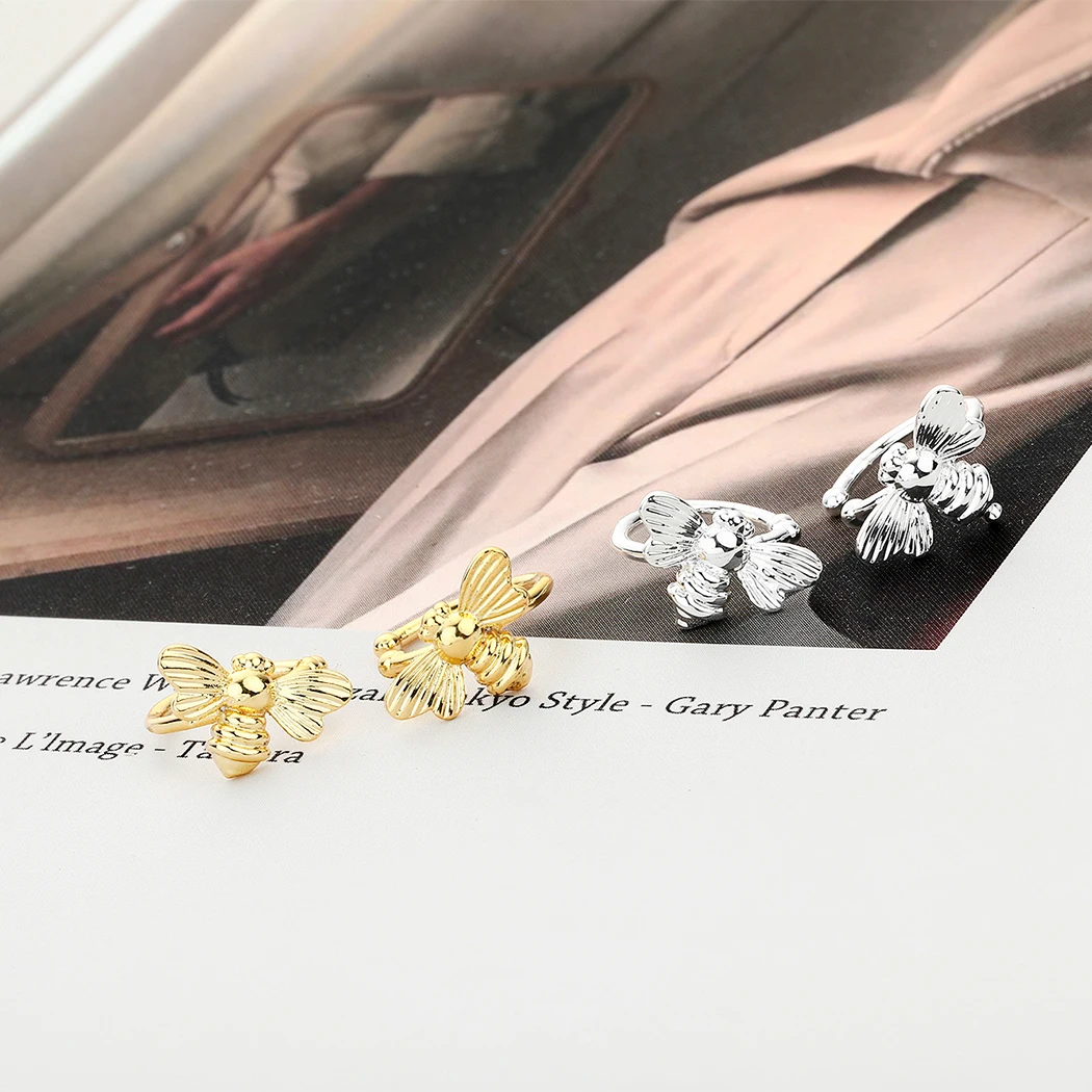 

Cxwind Dainty & Tiny Bee Clip Earrings Gold Plated Earrings Silver Plated Ear Clips Bridesmaid Gifts Valentine's Day Gifts