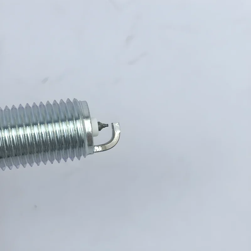 4шт 06М 905606 F Лазерная свеча зажигания IRIDIUM PFR6W-TG для VKB20 5547 Audi A5 A6 A8 Q7 S5 S6 S8 Volkswagen VW Touareg